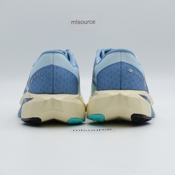 NEW New Balance Women's WIDE D FuelCell Rebel v4 Running Shoes WFCXCH4 - Picture 4 of 11